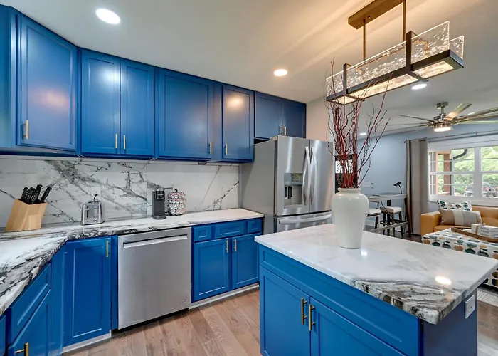 5 Mi To Thom-a-lex: Family-friendly Retreat Holiday home Winston-Salem