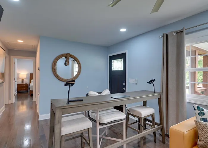 Holiday home 5 Mi To Thom-a-lex: Family-friendly Retreat
