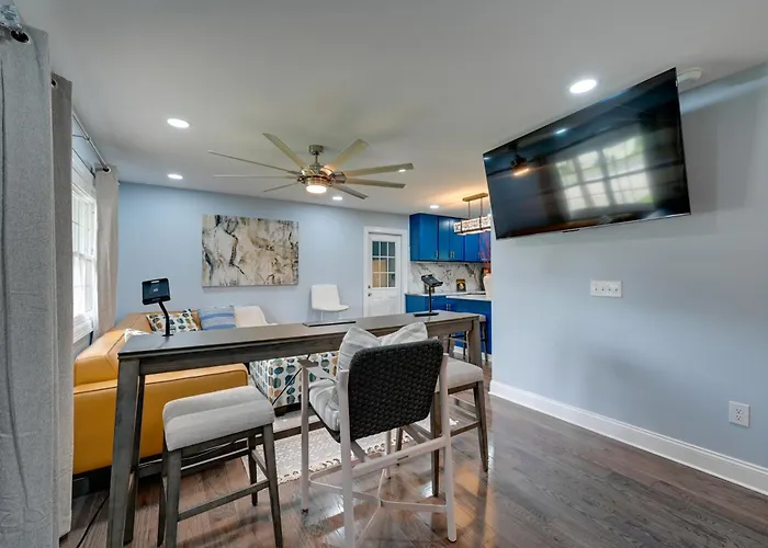 Holiday home 5 Mi To Thom-a-lex: Family-friendly Retreat *