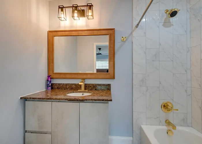 Holiday home 5 Mi To Thom-a-lex: Family-friendly Retreat